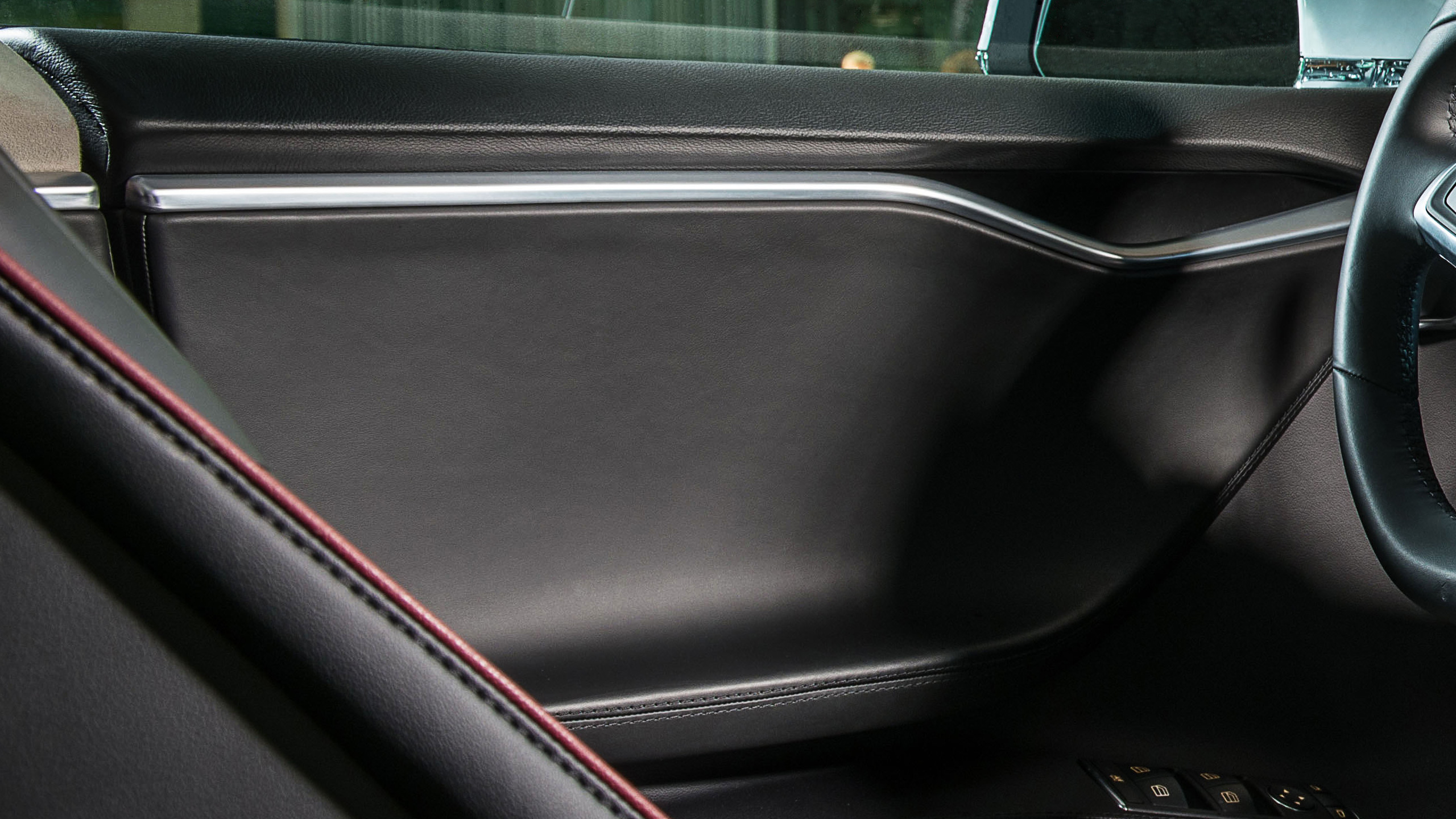 Tesla Model S Pure Leather